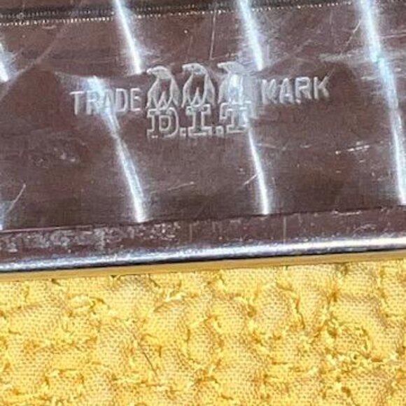 Vintage 1950's Japanese Geisha Girl Cigarette Case or Money/Business Card Holder - Picture 2 of 7